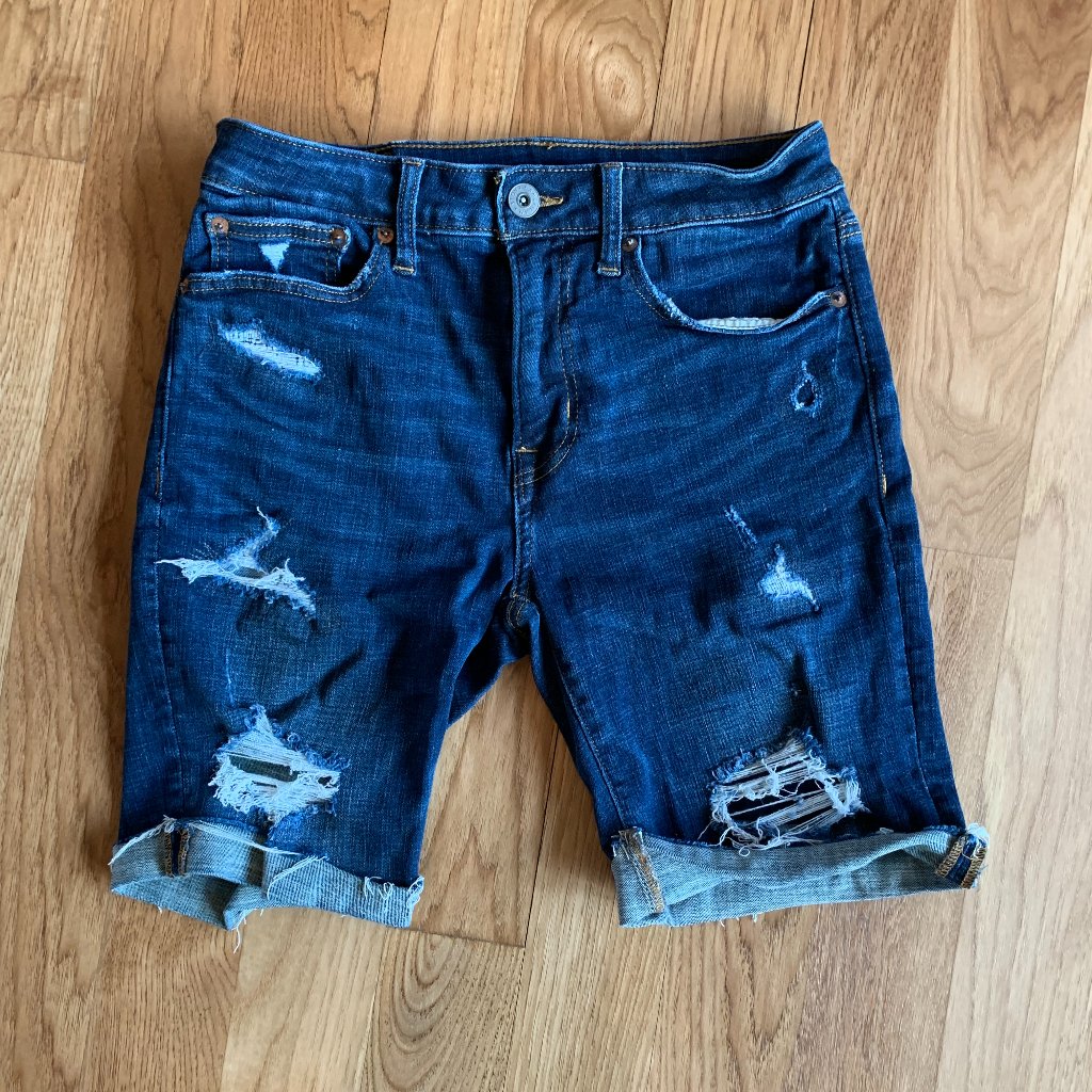 American Eagle Dark Bermuda Style Shorts With Ne(X)T Level Stretch - Size Us 28